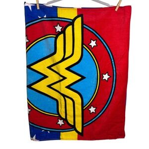 NWT Wonder Woman Flight Cotton Beach Towel 28"x58"
